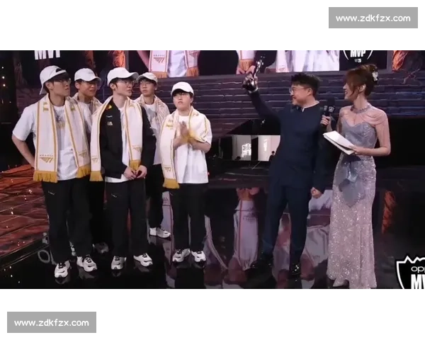 FMVP奖杯失而复得XXX的传奇,永远值得被铭记! FMVP奖杯失而复得XXX的传奇,永远值得被铭记!